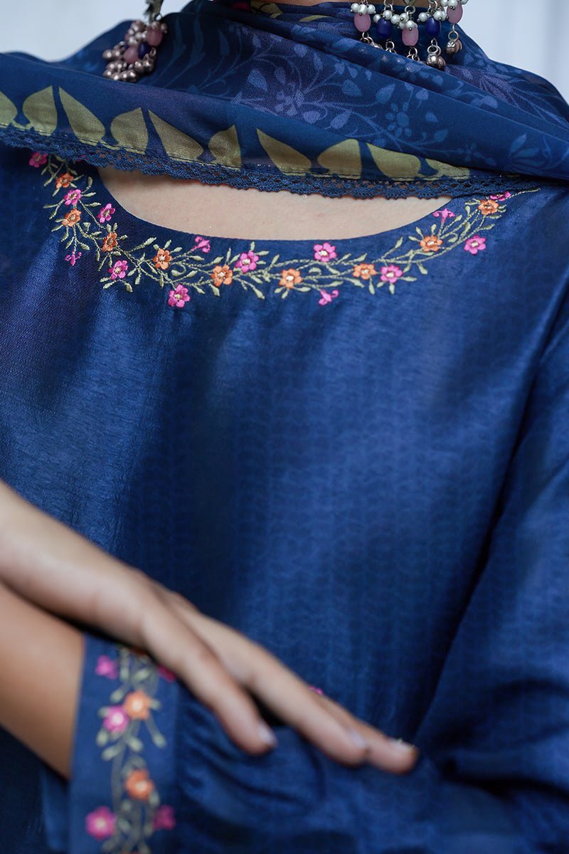 Blue Raw Silk Salwar Suit With Organza Dupatta
